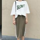 Lettering Elbow-sleeve T-shirt / Stripe Midi Skirt