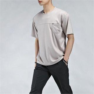 Short Sleeve Studded Pocket T-shirt