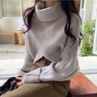 High-neck Slit Long-sleeve Cropped Knit Top