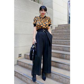 Elbow-sleeve Leopard Knit Top