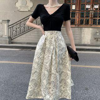 V-neck Twist Front Plain Top / High Waist Printed Maxi Dress
