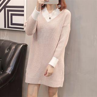 Long-sleeve V-neck Knit Mini Dress