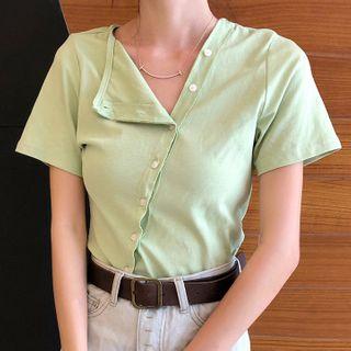 Asymmetric Buttoned Short-sleeve T-shirt