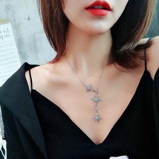 Rhinestone Star Pendant Necklace B01-51 - Silver - One Size
