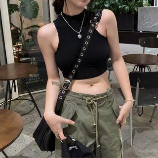 Plain Crop Tank Top / Loose Fit Cargo Pants