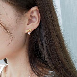 Bow Accent Stud Earring