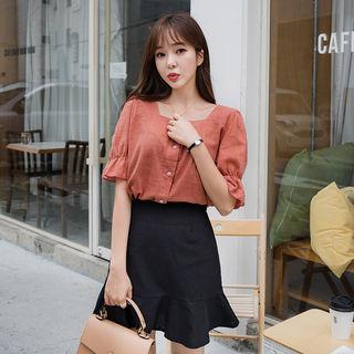 Square-neck Frill-sleeve Blouse
