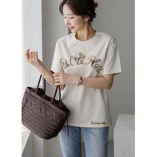 Tasseled Embroidered Letter T-shirt