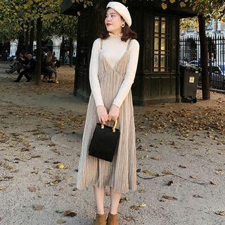 Velvet Midi Spaghetti Strap Dress