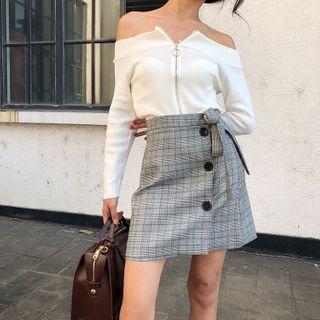 Off-shoulder Zip Front Long-sleeve Knit Top