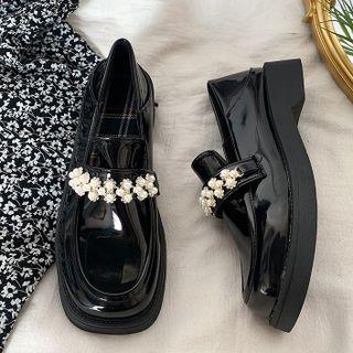 Block Heel Floral Accent Loafers