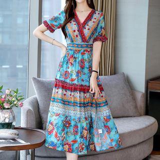 Short-sleeve Midi A-line Printed Dress