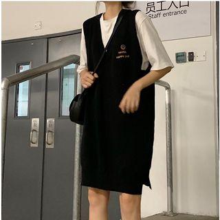 Plain Elbow-sleeve T-shirt / Embroidered V-neck Sleeveless Knit Dress