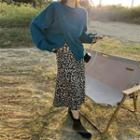 Leopard Print Midi A-line Skirt / Slit Sweatshirt