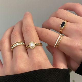 Faux Pearl / Glaze / Alloy Ring (various Designs)
