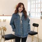 Pocket-side Metallic-button Denim Jacket