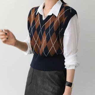 V-neck Argyle Vest