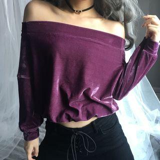Off-shoulder Velvet Pullover