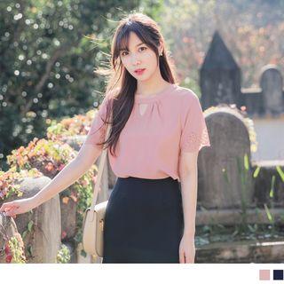 Cutout Short-sleeve Keyhole Chiffon Top