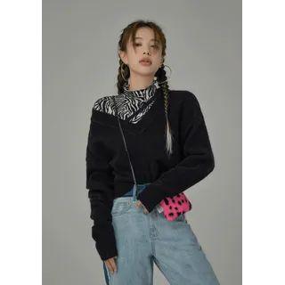 [no One Else] Strappy Crop Sweater