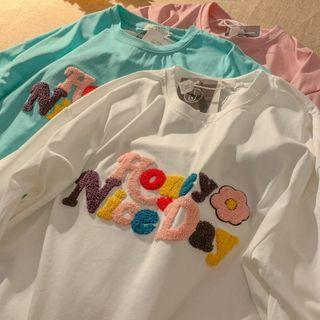 Short-sleeve Embroidered Rainbow Lettering T-shirt