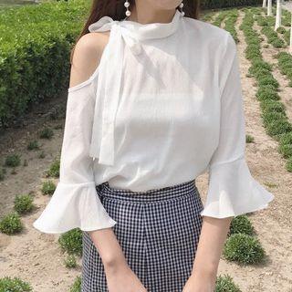 Cut Out Shoulder 3/4 Sleeve Chiffon Blouse