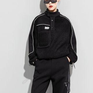 Long-sleeve Contrast Trim Fleece Sweatshirt