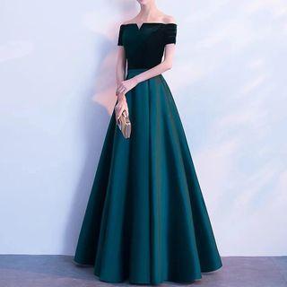 Off-shoulder Split-neck A-line Evening Gown