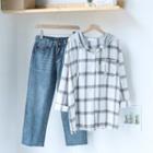 Hooded Plaid Shirt / Straight-cut Jeans