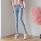 Distressed Washed Elastic Skinny Jeans