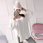 Asymmetric-hem Plain T-shirt