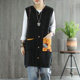 Embroidered Pocket Knit Vest