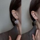 Flower Rhinestone Asymmetrical Alloy Dangle Earring E2398 - Gold - One Size