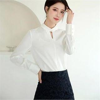 Tall Size Mock-neck Cutaway-front Blouse