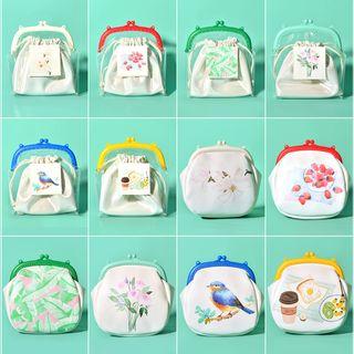 Retro Pvc Clipframe Handbag