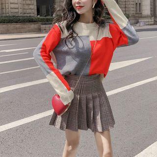 Set: Color Block Sweater + Plaid Mini Pleated Skirt