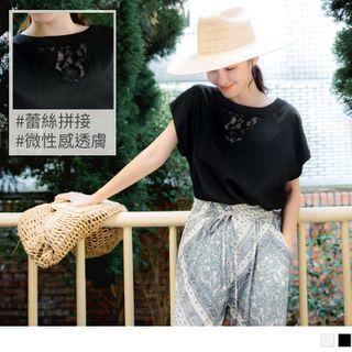 Short-sleeve Lace Panel Plain Top