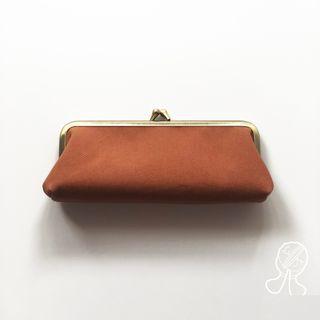 Plain Pouch Brown - One Size