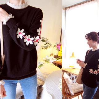 Round-neck Appliqu -detail Pullover