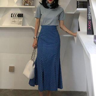 Short-sleeve Top / Midi Dotted Mermaid Skirt