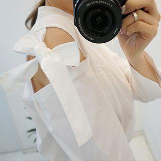 Beribboned Cutout-shoulder Blouse