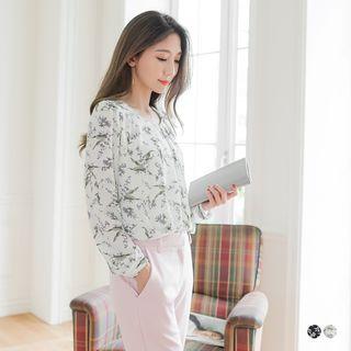 Long Sleeve Floral Pleated Top