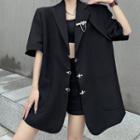 Short-sleeve Plain Blazer / Heart Brooch