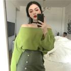 Cold Shoulder Long-sleeve T-shirt / Button A-line Skirt
