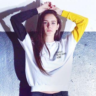 Contrast Sleeve Panel Lettering T-shirt