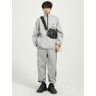 Half-zip Sweatshirt / Cropped Harem Pants