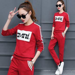 Set: Lettering Pullover + Striped Sweatpants