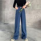 High-waist Wide-leg Jeans / Plain Turtleneck T-shirt