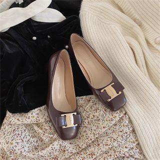 Square-toe Buckled Chunky Heel Pumps