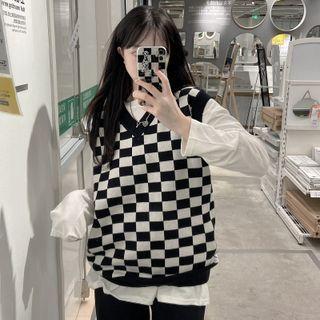 V-neck Checkered Knit Vest Black & White - One Size